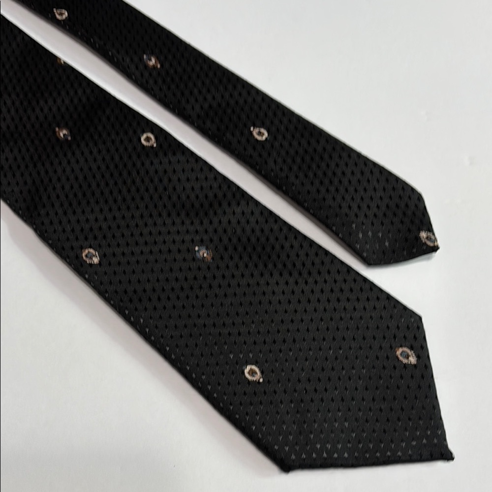 Rogue Black Textured Italian Silk Tie with Geometric Pattern